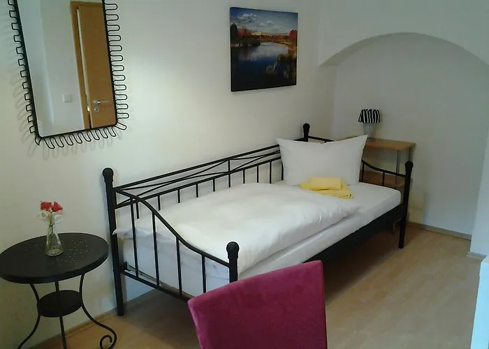 Gabelsberger Apartment To Share